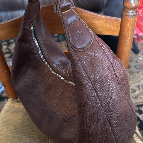 Banana Republic vintage brown leather hobo bag with tassel zipper - Picture 4 of 14